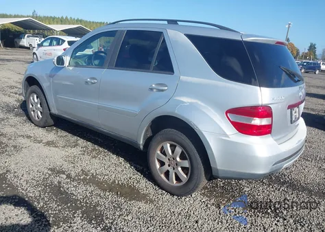 2006 Mercedes-Benz Ml 350 4Matic z USA, uszkodzony, nr VIN 4JGBB86EX6A001045